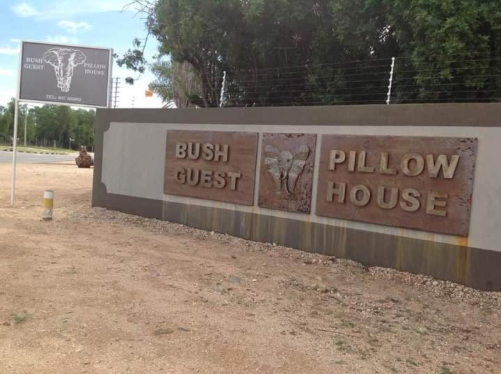 Bush Pillow Guest House Otjiwarongo Exteriör bild